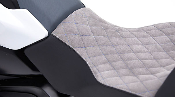 R1300GS Adventure 2024-26 Front & Rear Saddle - Image 2